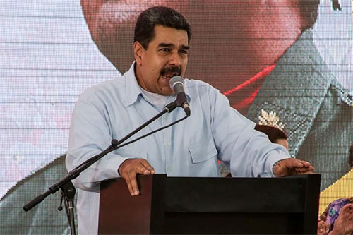 Fuerzas especiales de Venezuela buscan al policía que atacó el Supremo